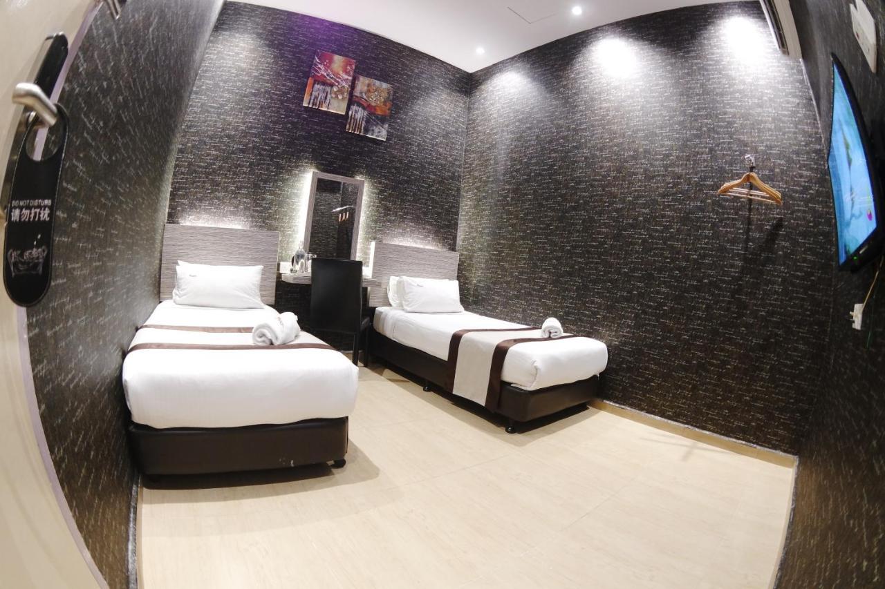Here Hotel Секудаи Экстерьер фото