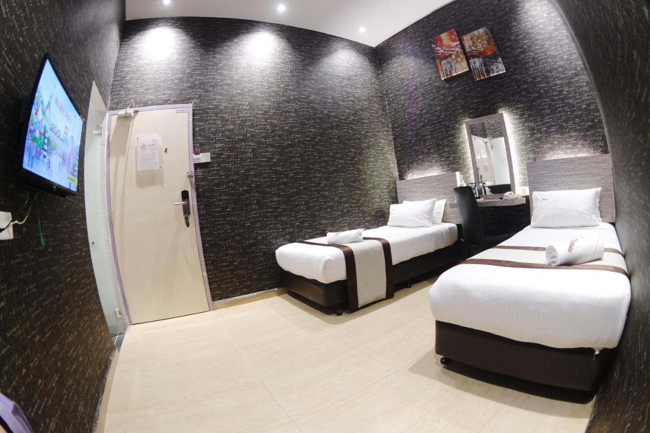 Here Hotel Секудаи Экстерьер фото