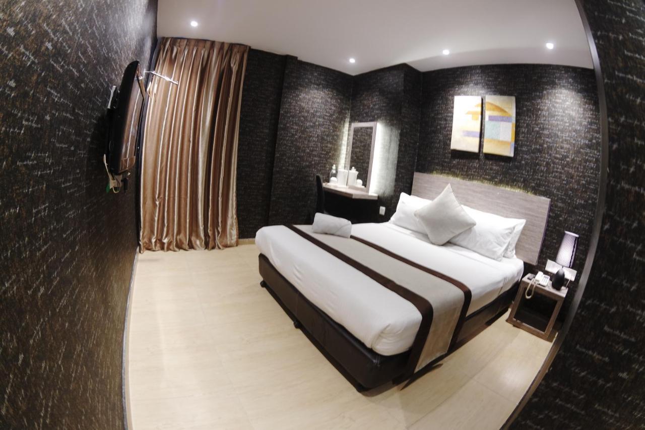Here Hotel Секудаи Экстерьер фото